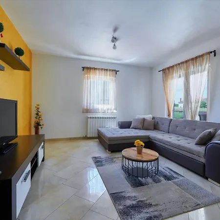 House Paola Holiday home